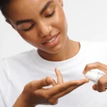 سرم آبرسان و ضدلک و روشن کننده ایون اوت اپتیمالز اوریفلیم کد 45248 Optimals Even Out Serum - Image 5